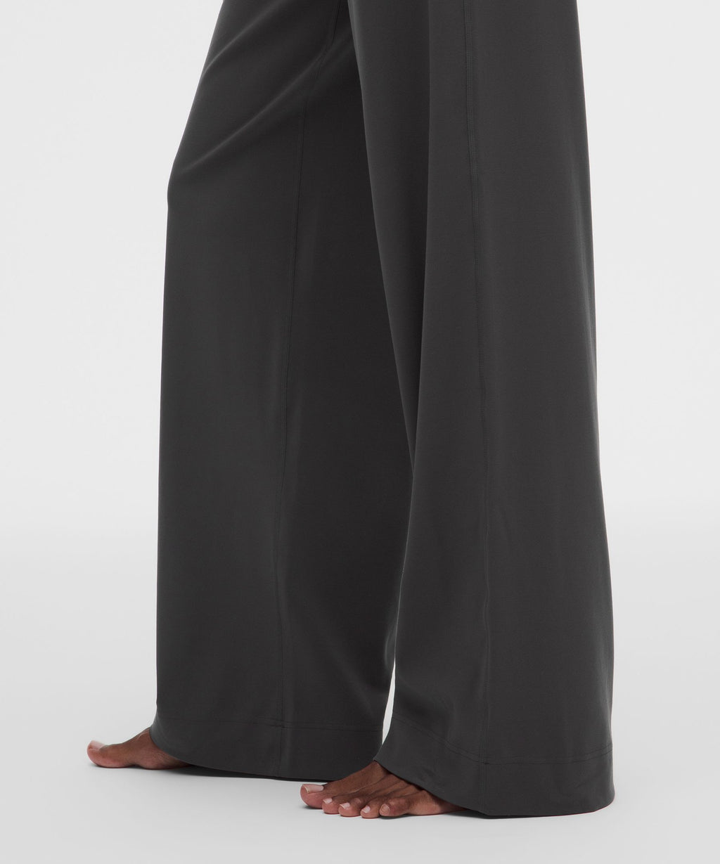 Groove High-Rise Wide-Leg PantShort