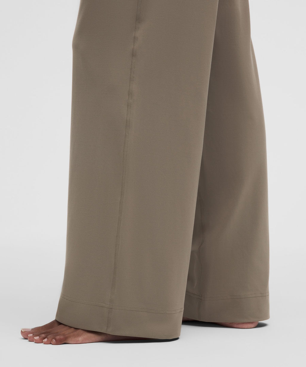 Groove High-Rise Wide-Leg PantShort