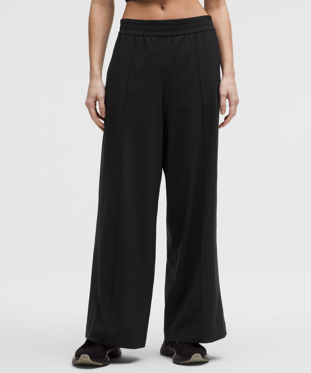 Breezily Mid-Rise PantShort