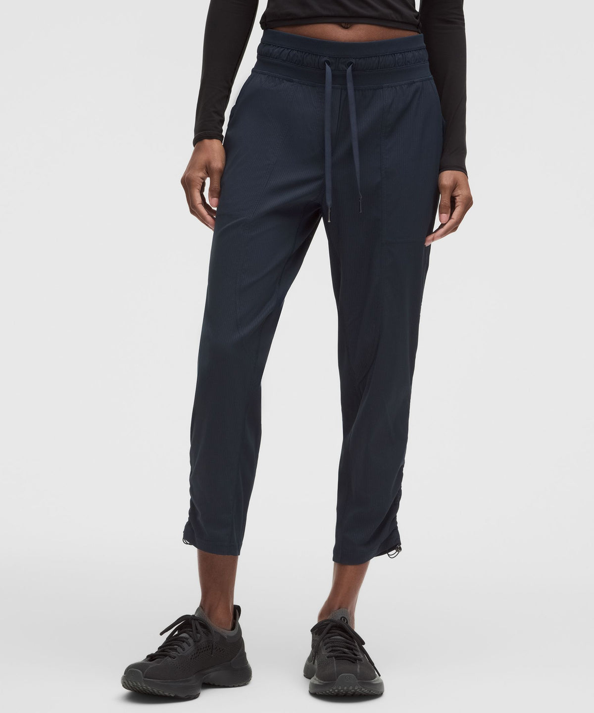 Dance Studio Mid-Rise Cropped Pant