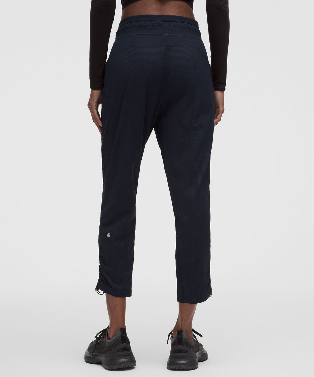 Dance Studio Mid-Rise Cropped Pant