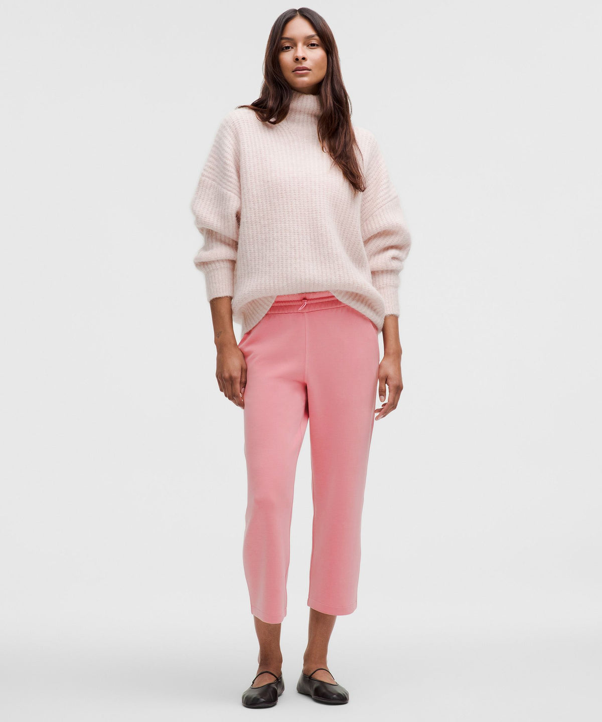 Softstreme High-Rise Straight-Leg Cropped Pant