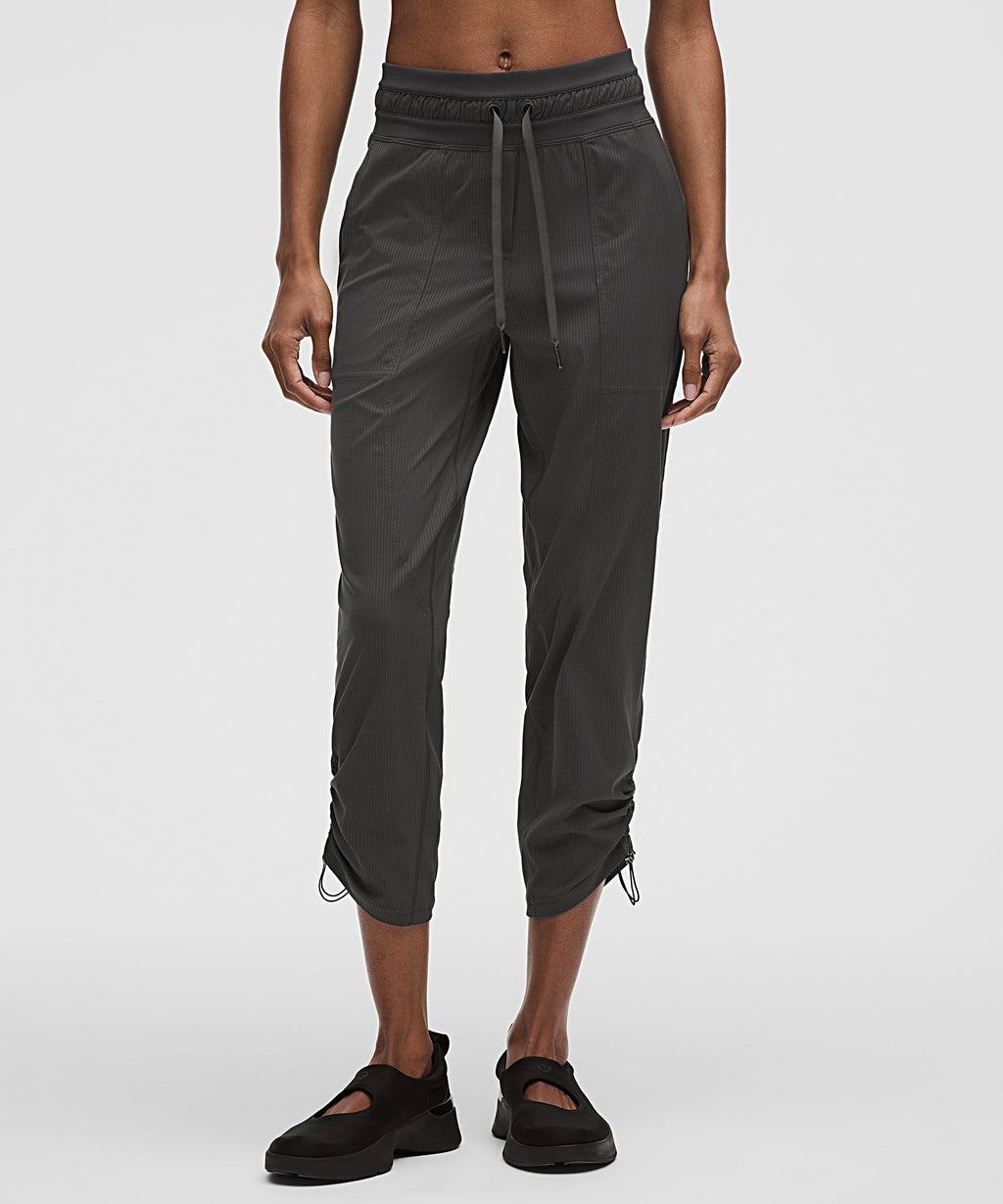 Dance Studio Mid-Rise Cropped Pant