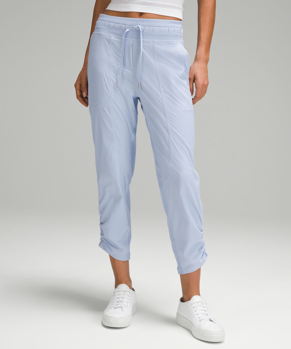 Dance Studio Mid-Rise Cropped Pant