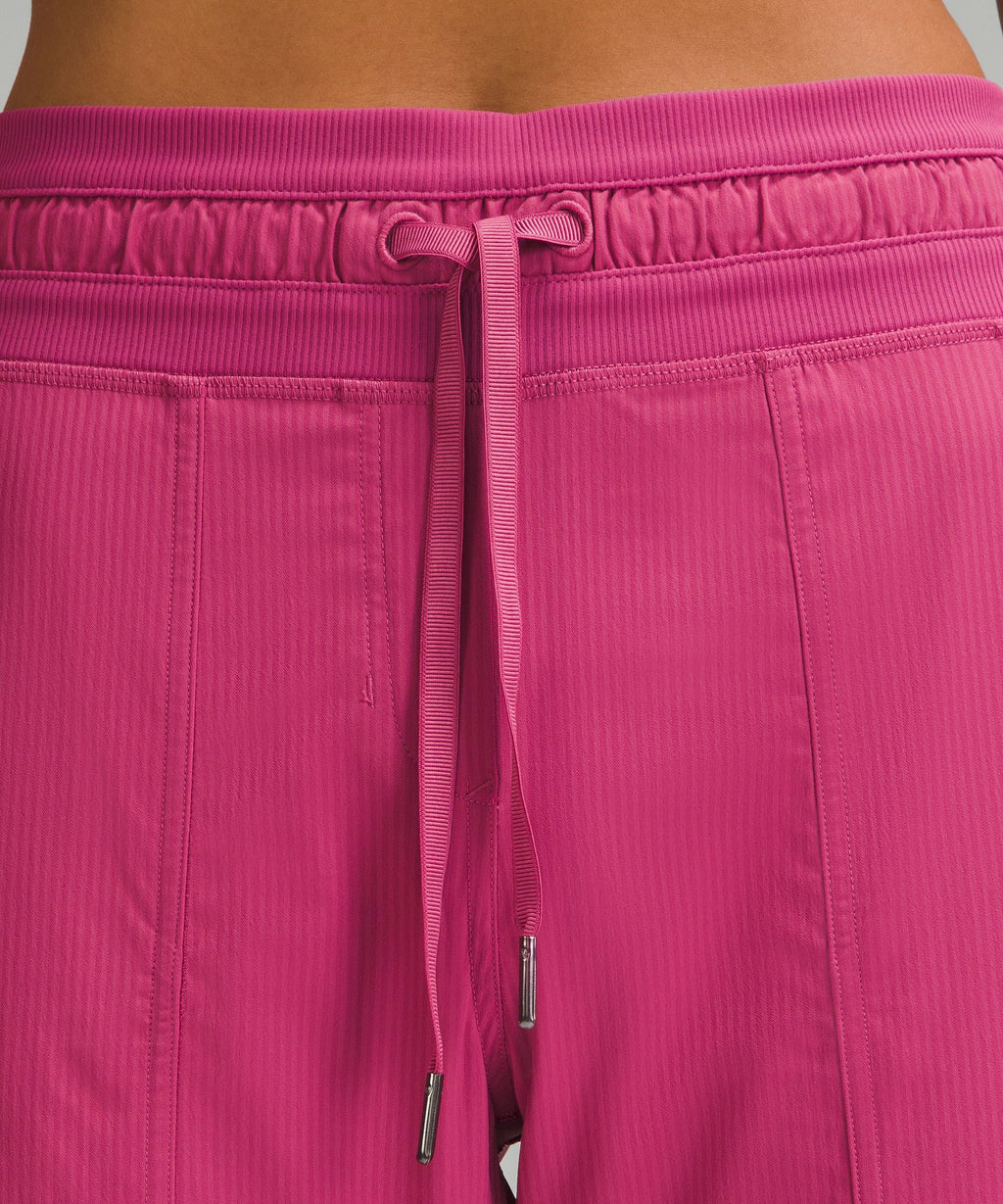 Dance Studio Mid-Rise Cropped Pant