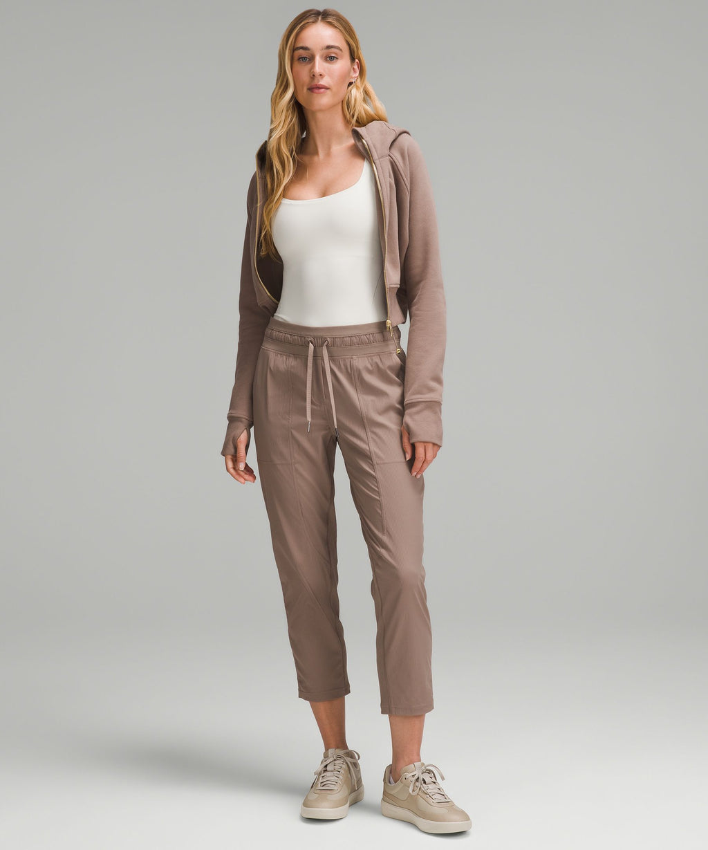 Dance Studio Mid-Rise Cropped Pant