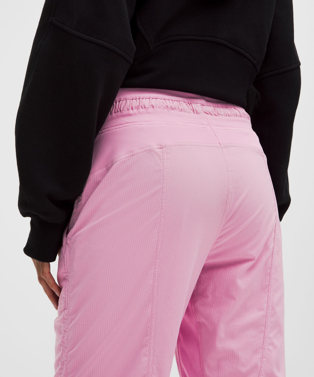 Dance Studio Mid-Rise Cropped Pant