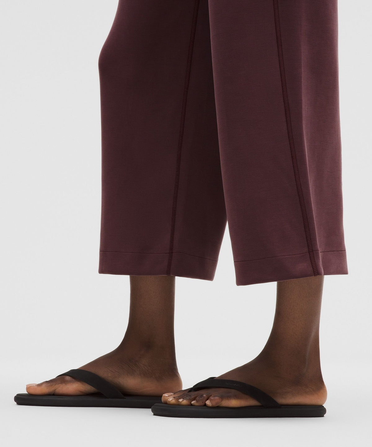 Softstreme High-Rise Wide-Leg Cropped Pant