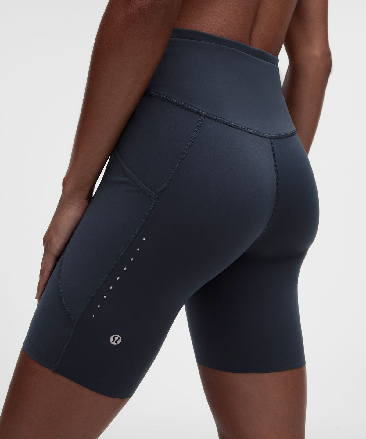 Fast and Free High-Rise Short 8"5 Pocket