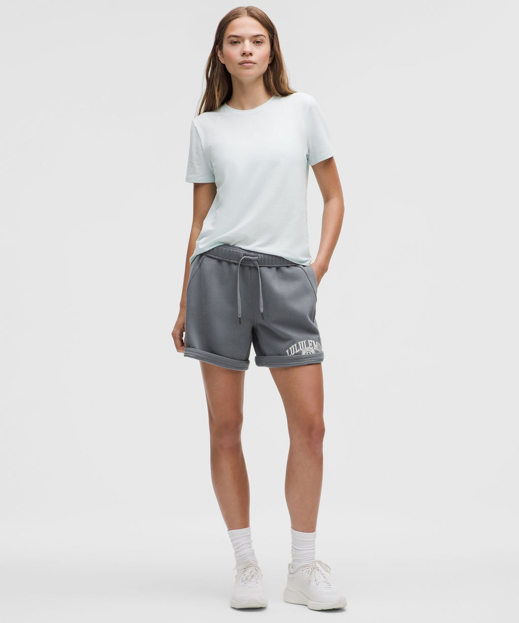 Scuba Mid-Rise Oversized Short 7"Graphic