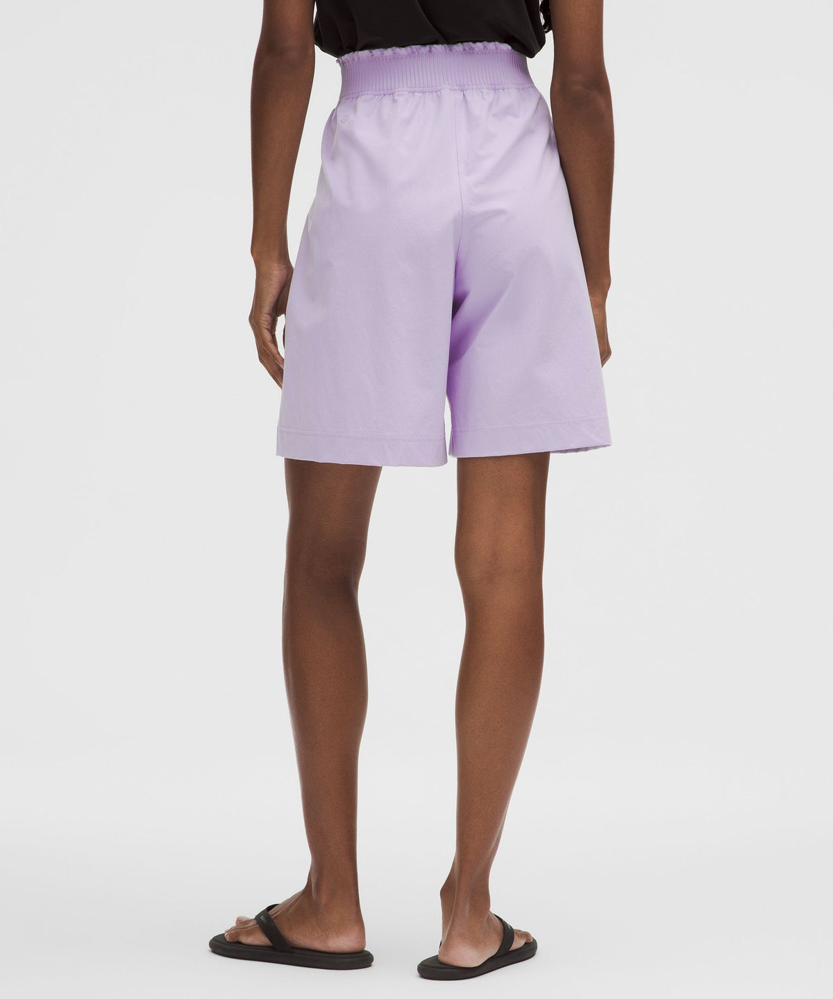 Stretch Woven Ruffle-Waist High-Rise Short 9"