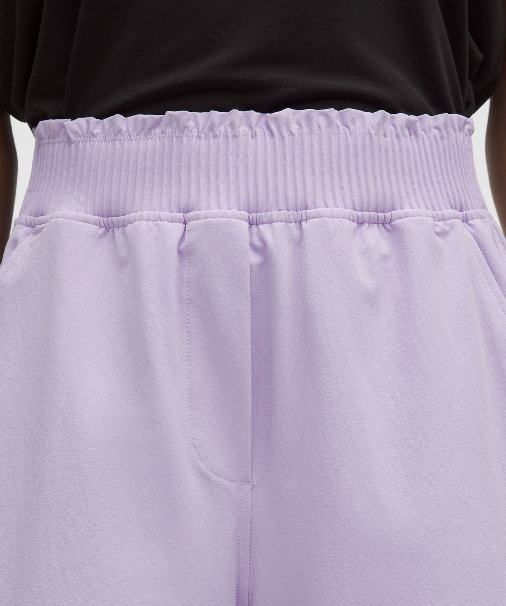 Stretch Woven Ruffle-Waist High-Rise Short 9"