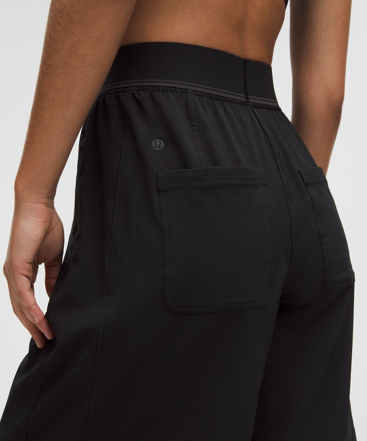 Swift Relaxed Short 9"Logo Waistband