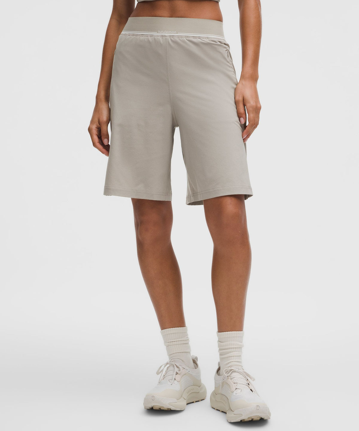Swift Relaxed Short 9"Logo Waistband