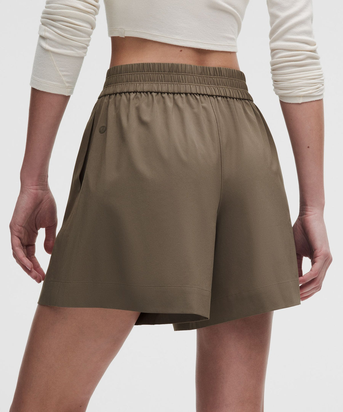 Breezily Mid-Rise Short 6"