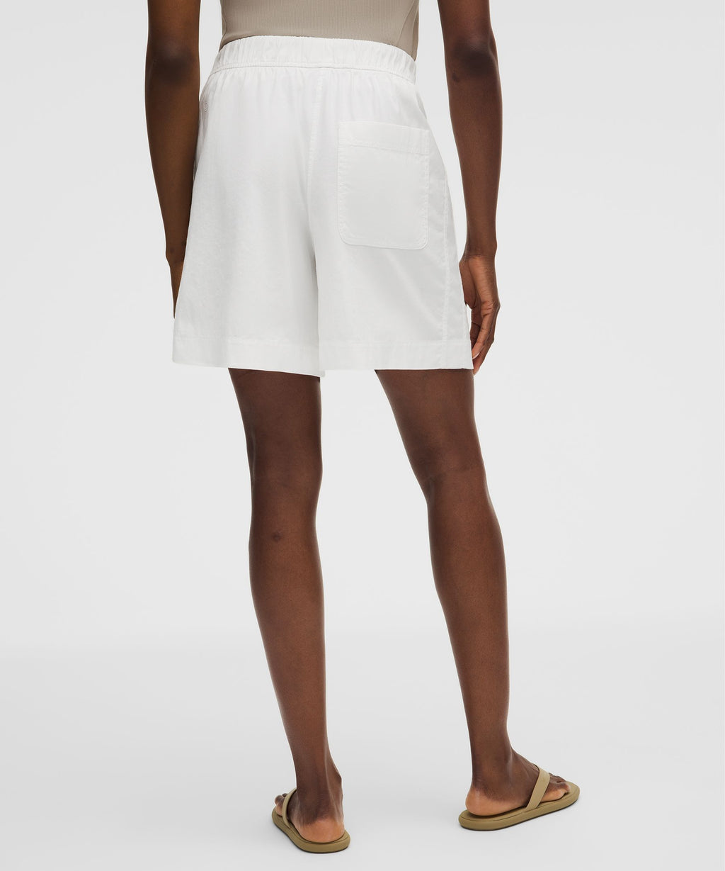 LuluLinen High-Rise Relaxed-Fit Short 7"