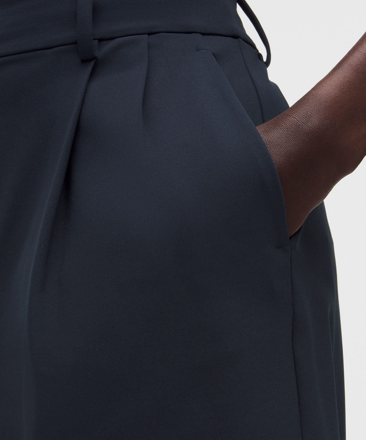 Daydrift Pleated High-Rise Short 7"