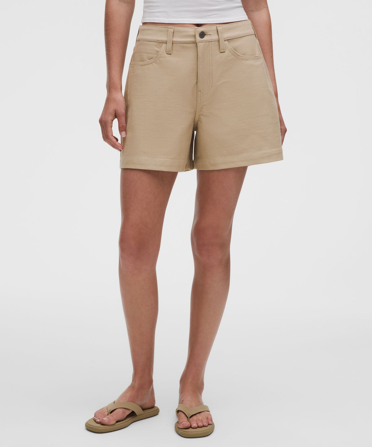 EasyFive Mid-Rise Short 4.5"