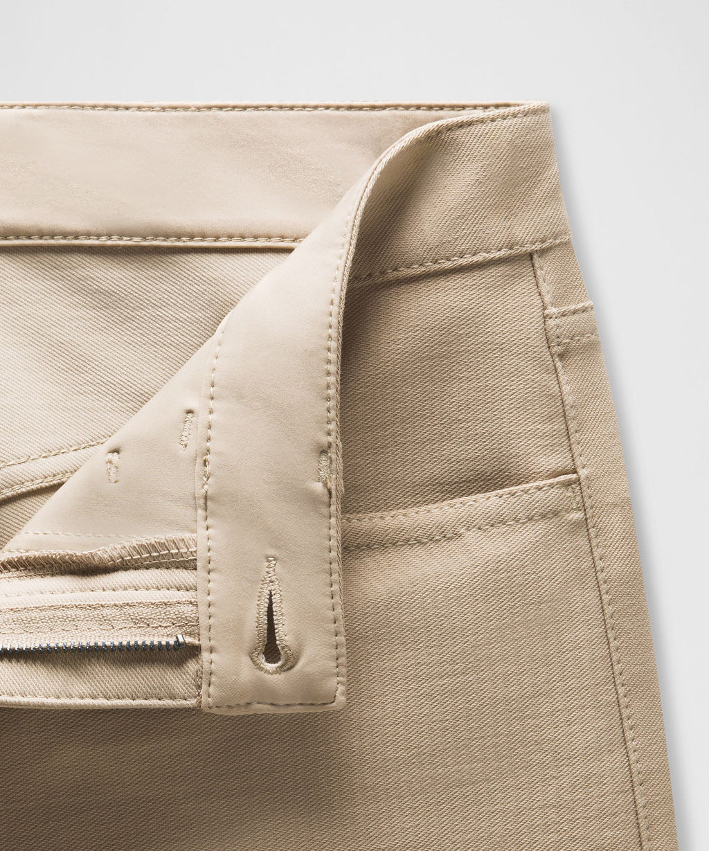 EasyFive Mid-Rise Short 4.5"