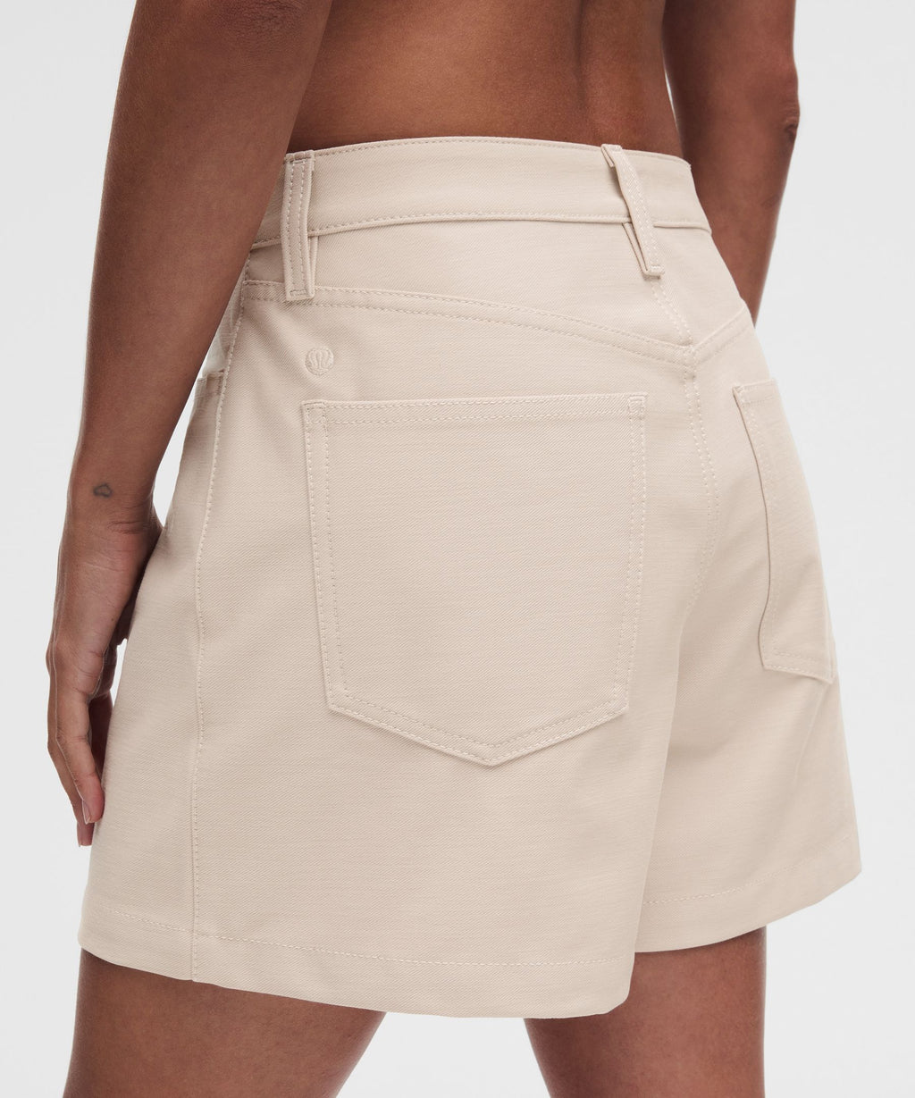 EasyFive Mid-Rise Short 4.5"