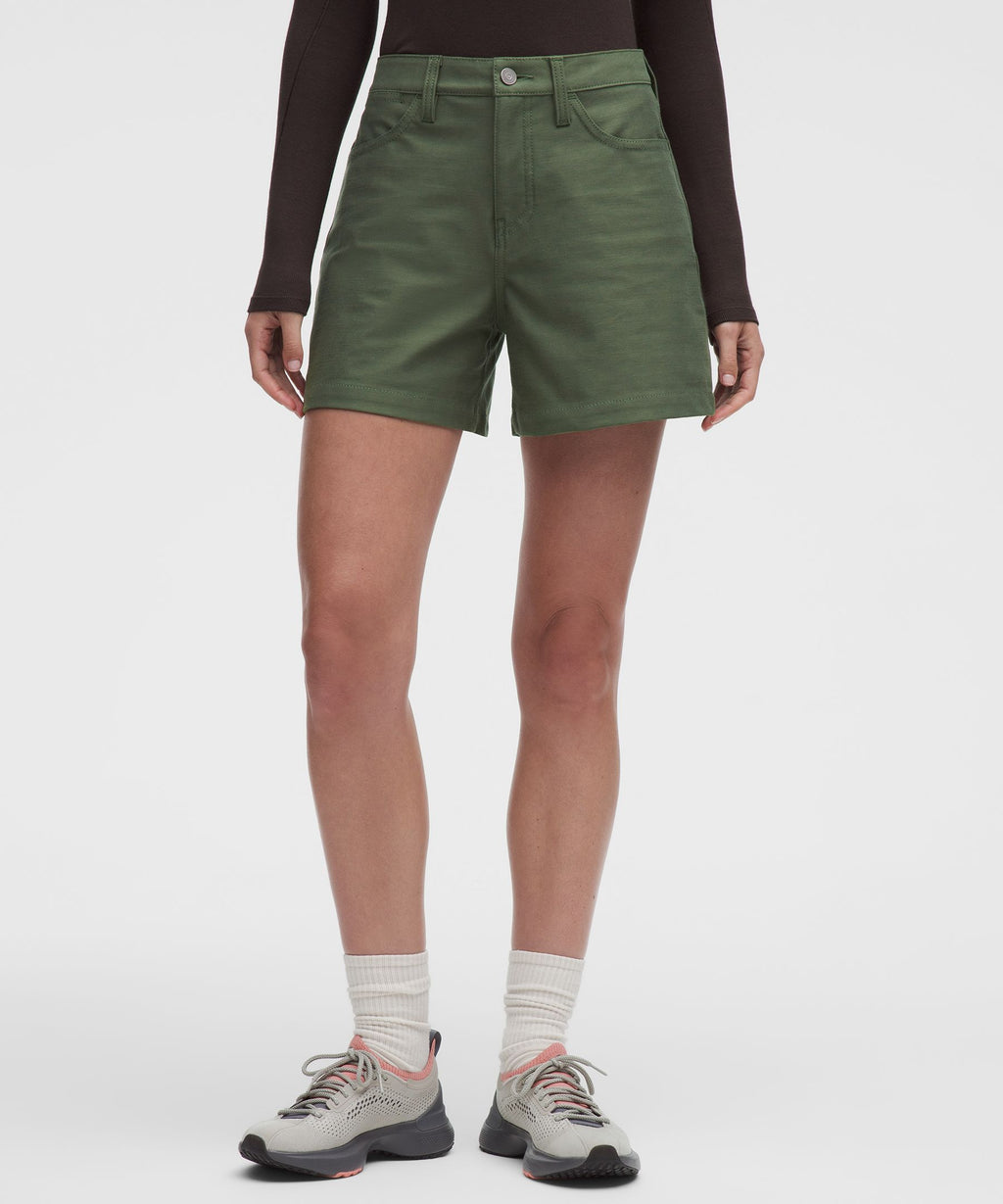 EasyFive Mid-Rise Short 4.5"