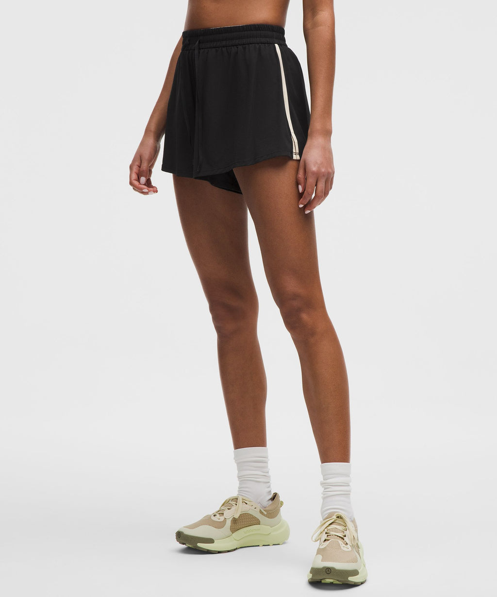 Swift Relaxed High-Rise Running Short 2.5"