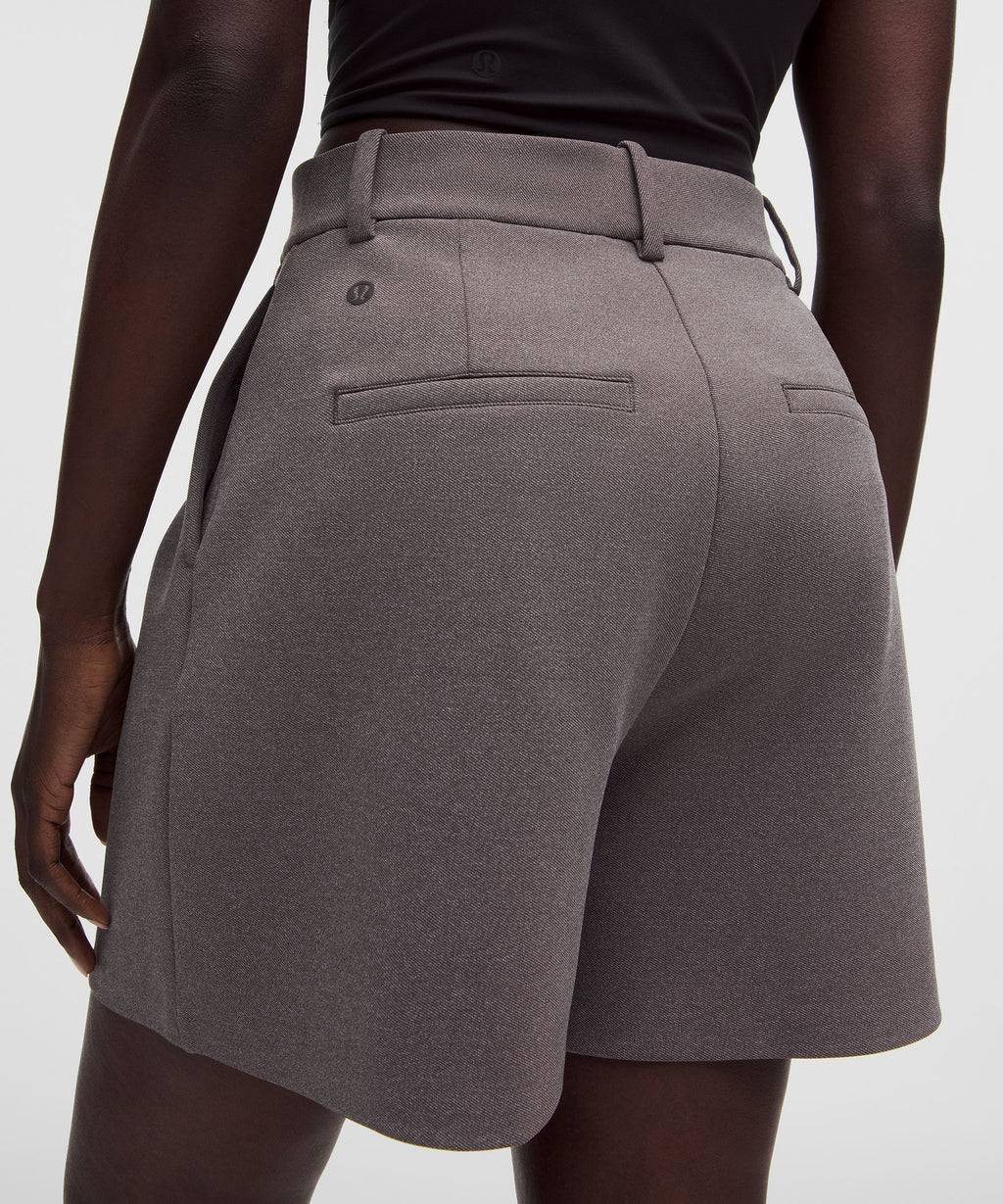 Daydrift High-Rise Pleated Short 5"Twill