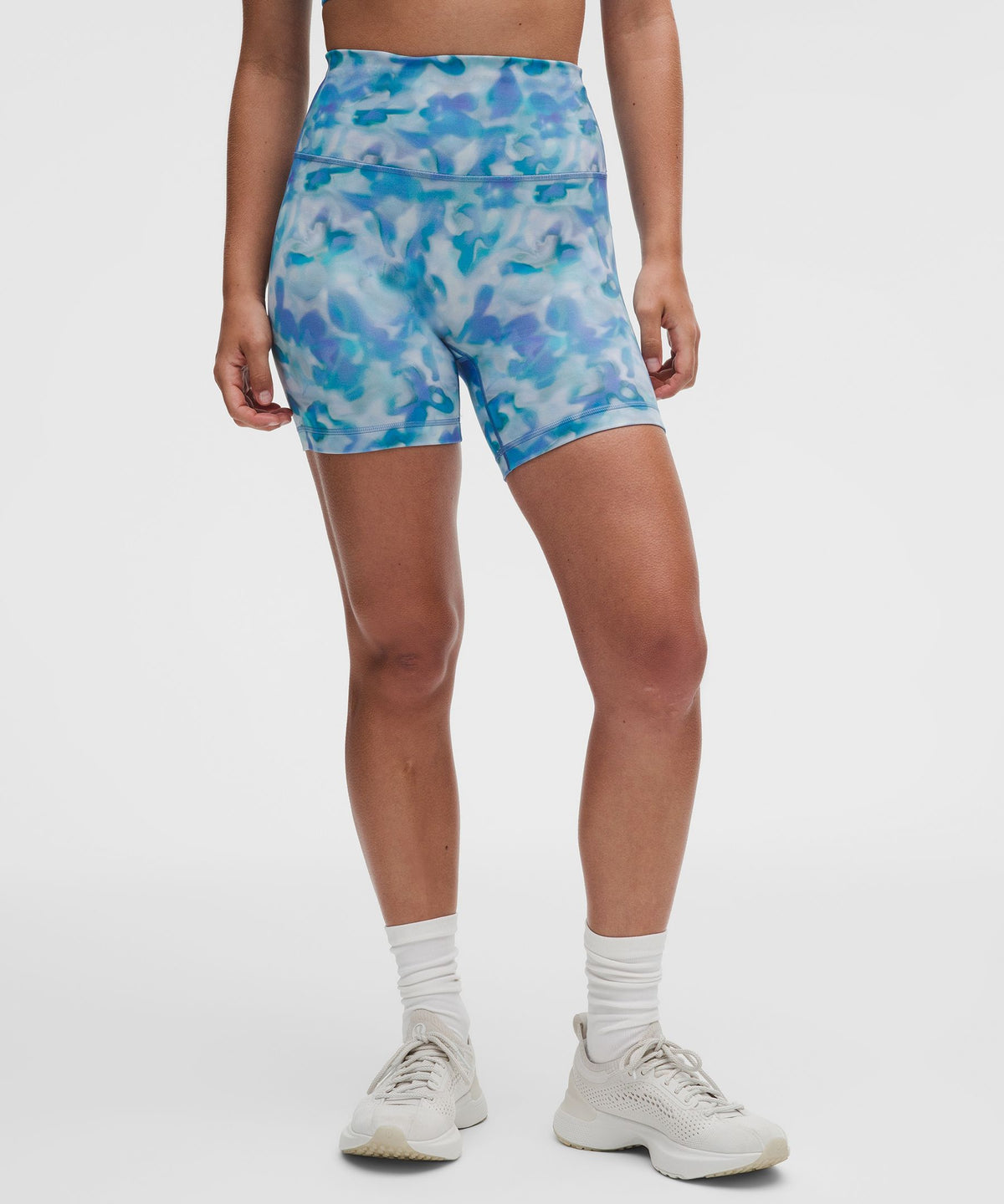 Wunder Train No Line High-Rise Short 6"