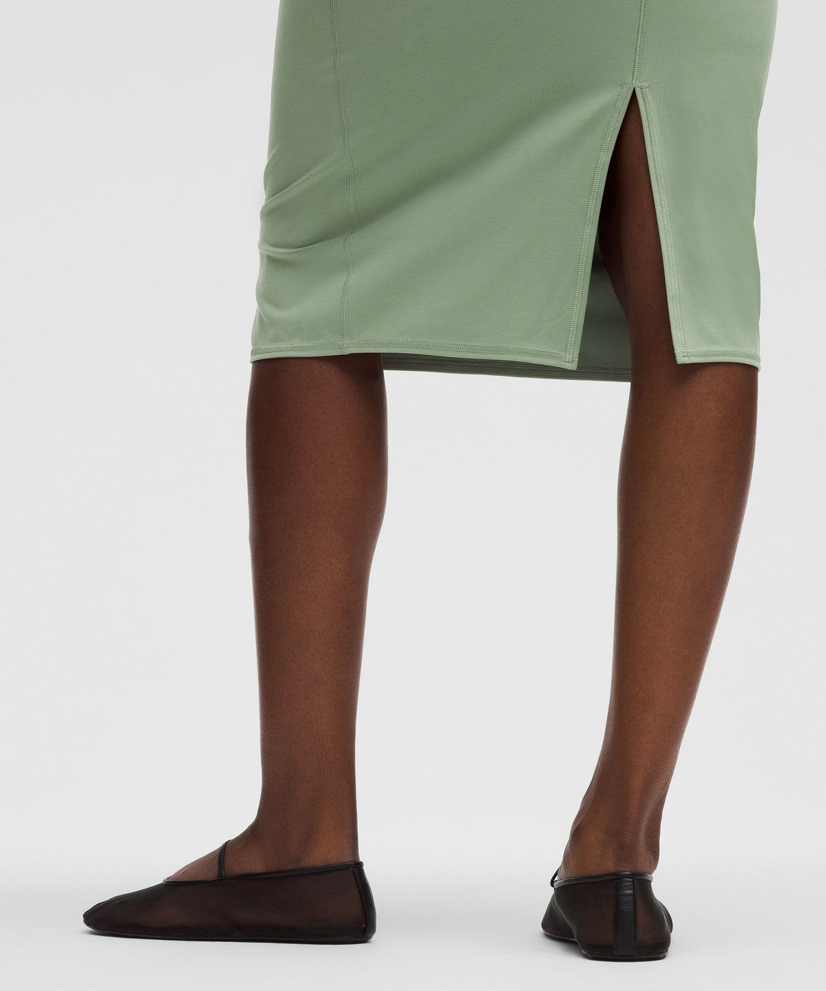 Nulu Slim-Fit High-Rise Midi Skirt