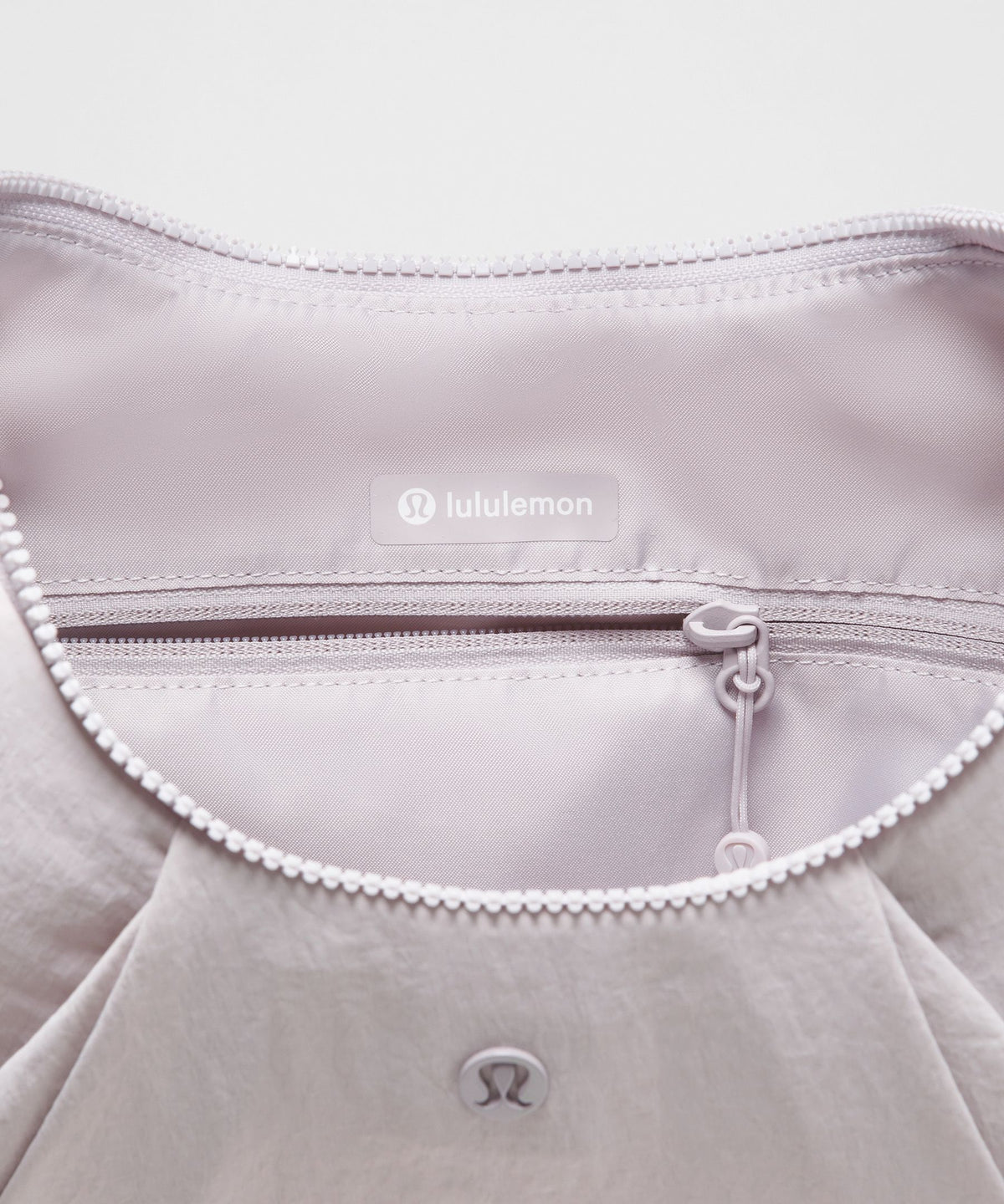 Pleated Shoulder Bag 10L