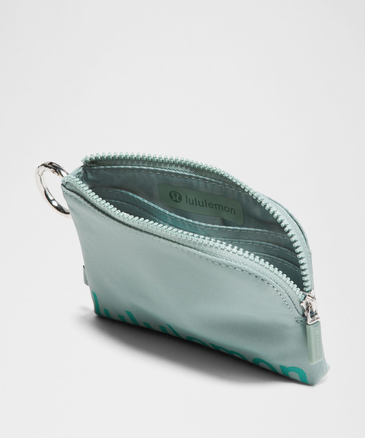 Clippable Card Pouch