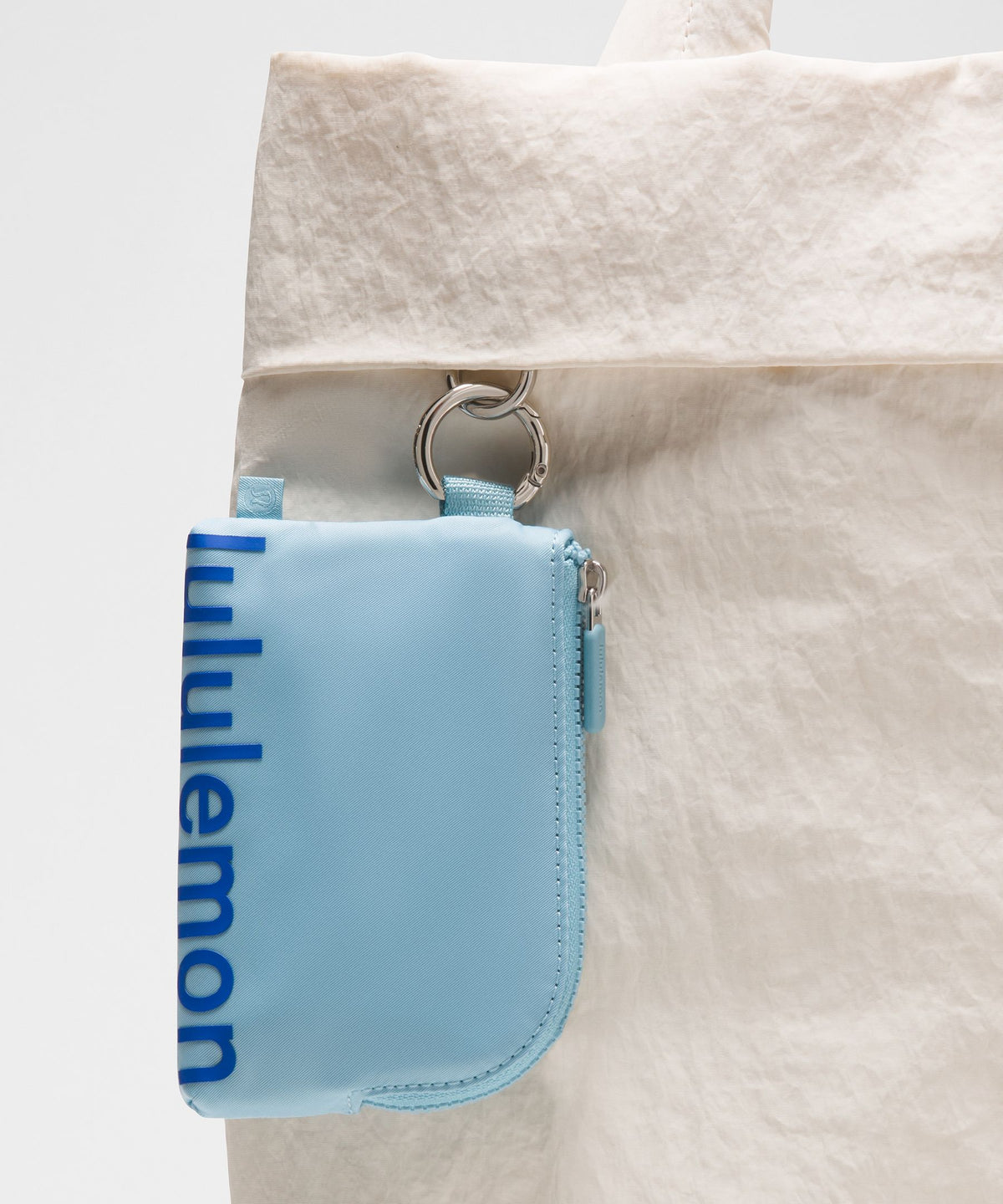 Clippable Card Pouch