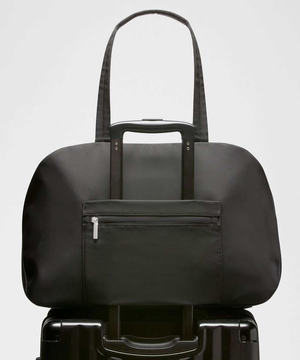 City Essentials Bag 25L