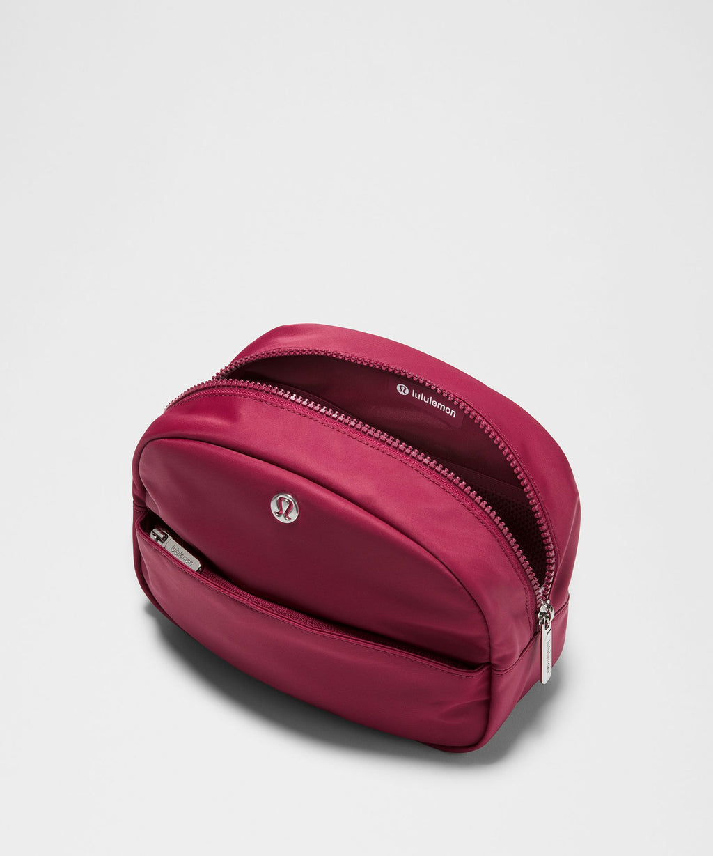 City Essentials Pouch 4L