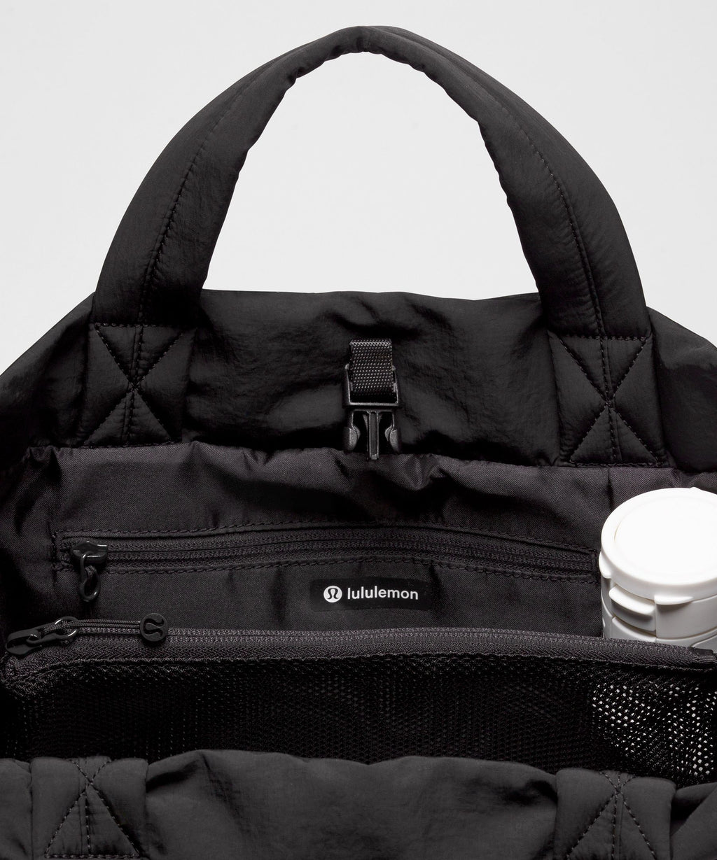 On My Level Tote Bag 20L