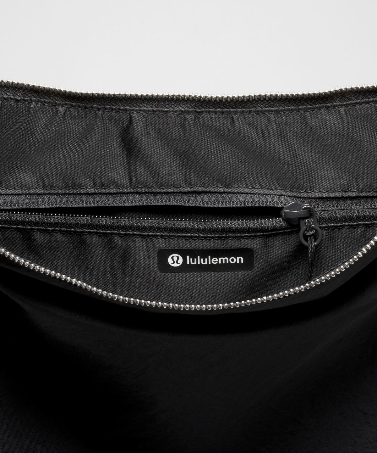 Convertible Ruched Strap Crossbody Bag 6.5L