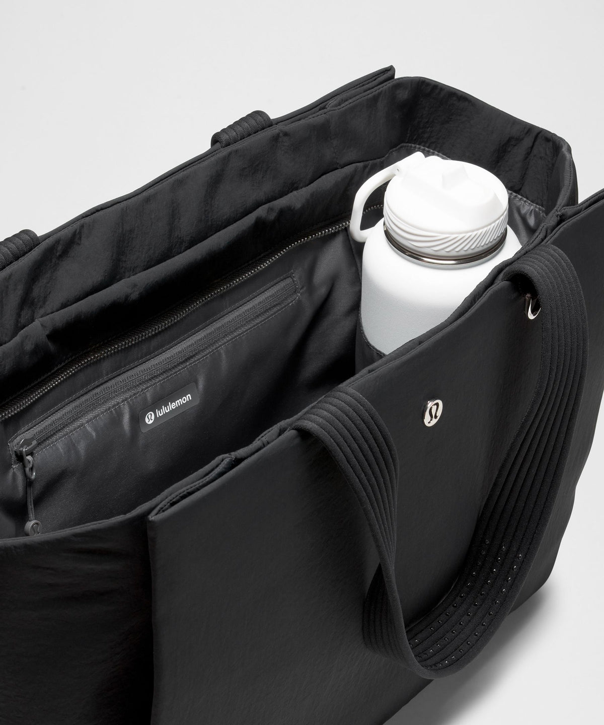 Triple Compartment Tote Bag 18L