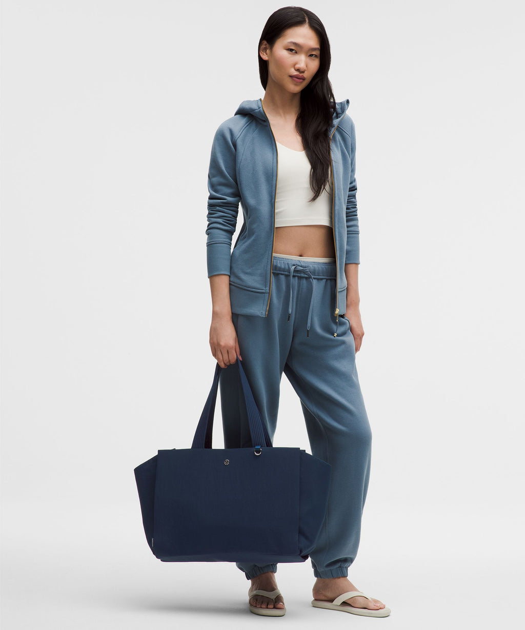 Triple Compartment Tote Bag 18L