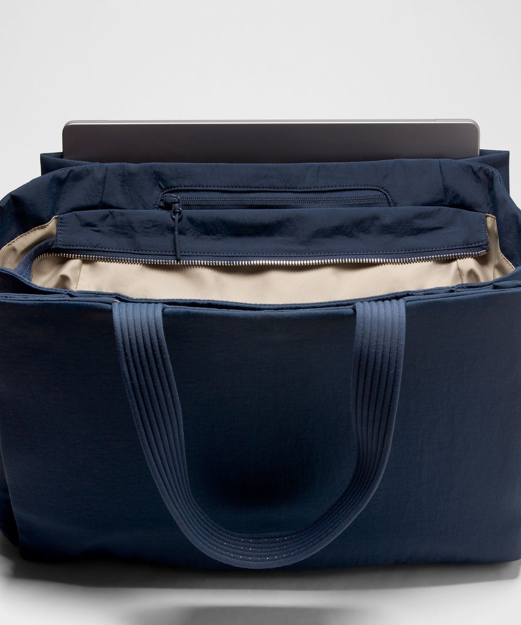Triple Compartment Tote Bag 18L