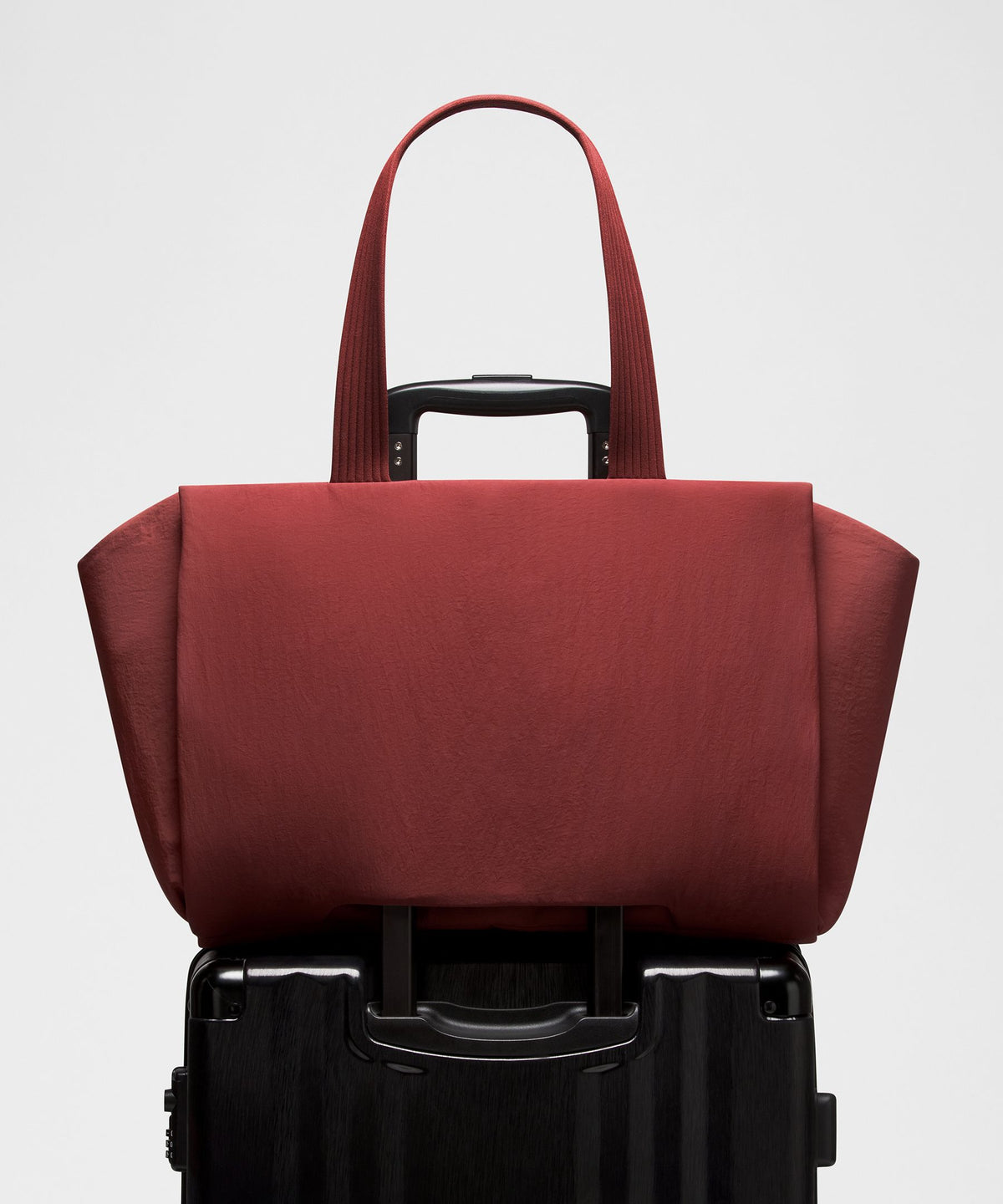 Triple Compartment Tote Bag 18L