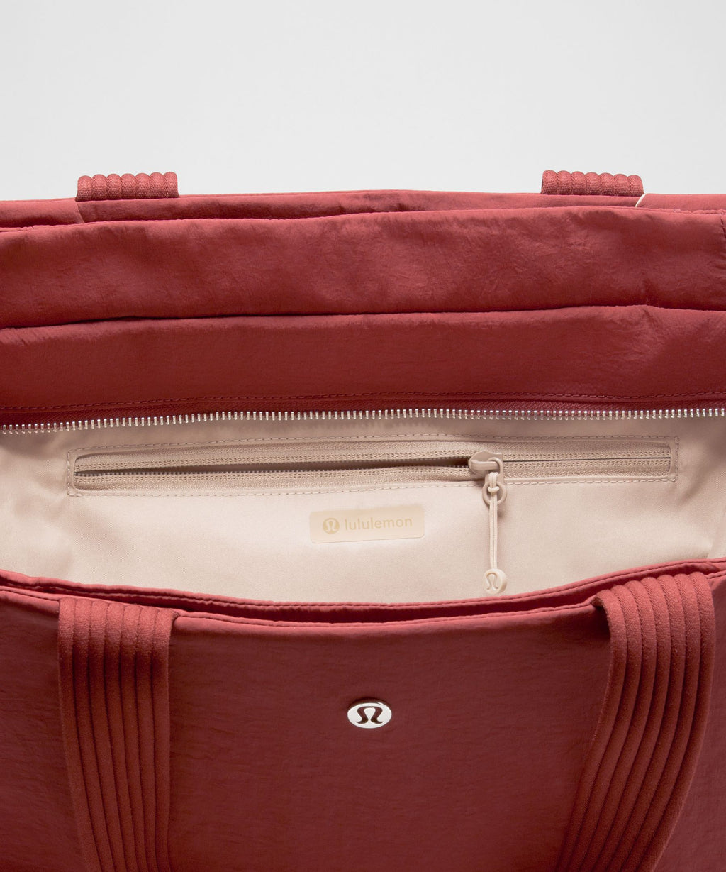 Triple Compartment Tote Bag 18L