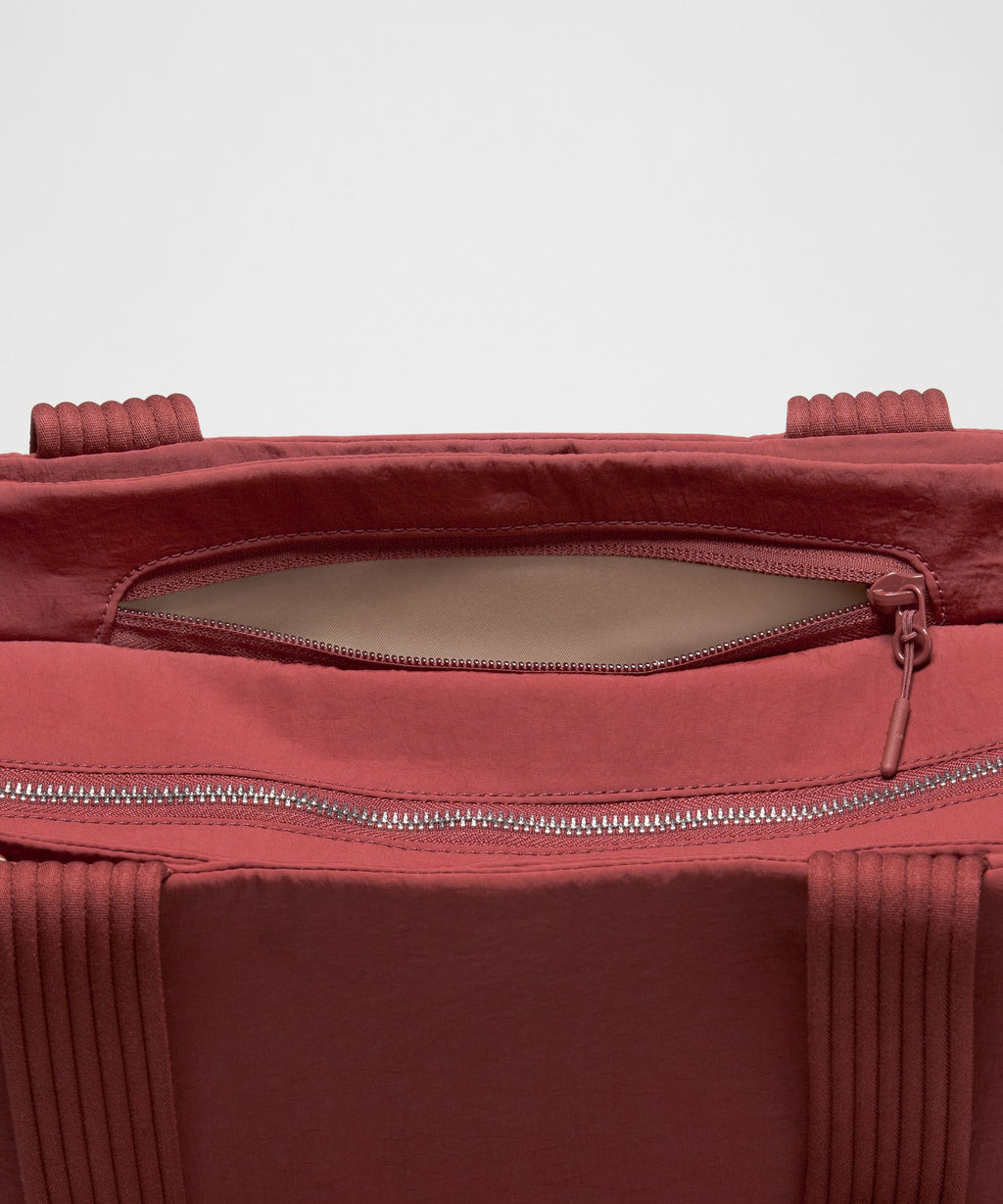 Triple Compartment Tote Bag 18L