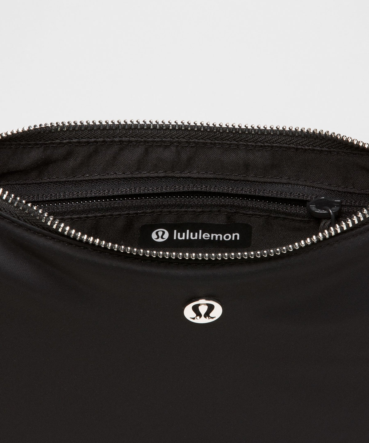 City Essentials Small Shoulder Bag 3L