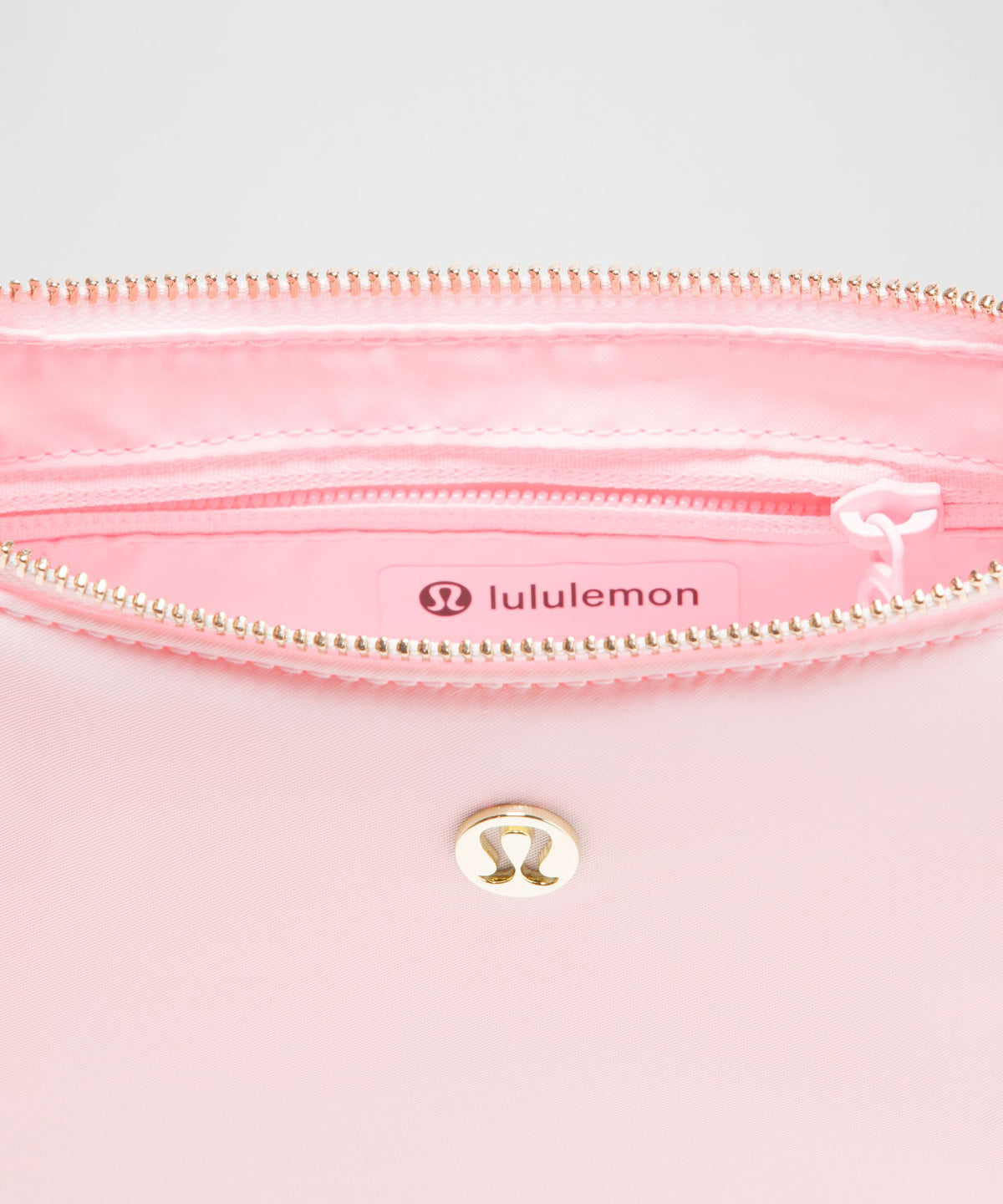 City Essentials Small Shoulder Bag 3L