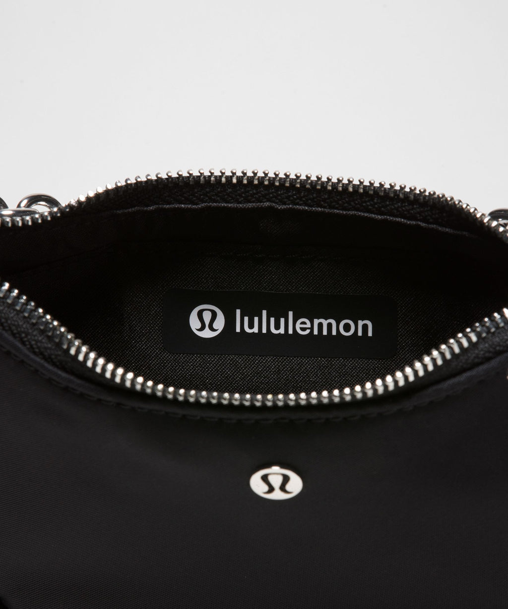 City Essentials Nano Bag