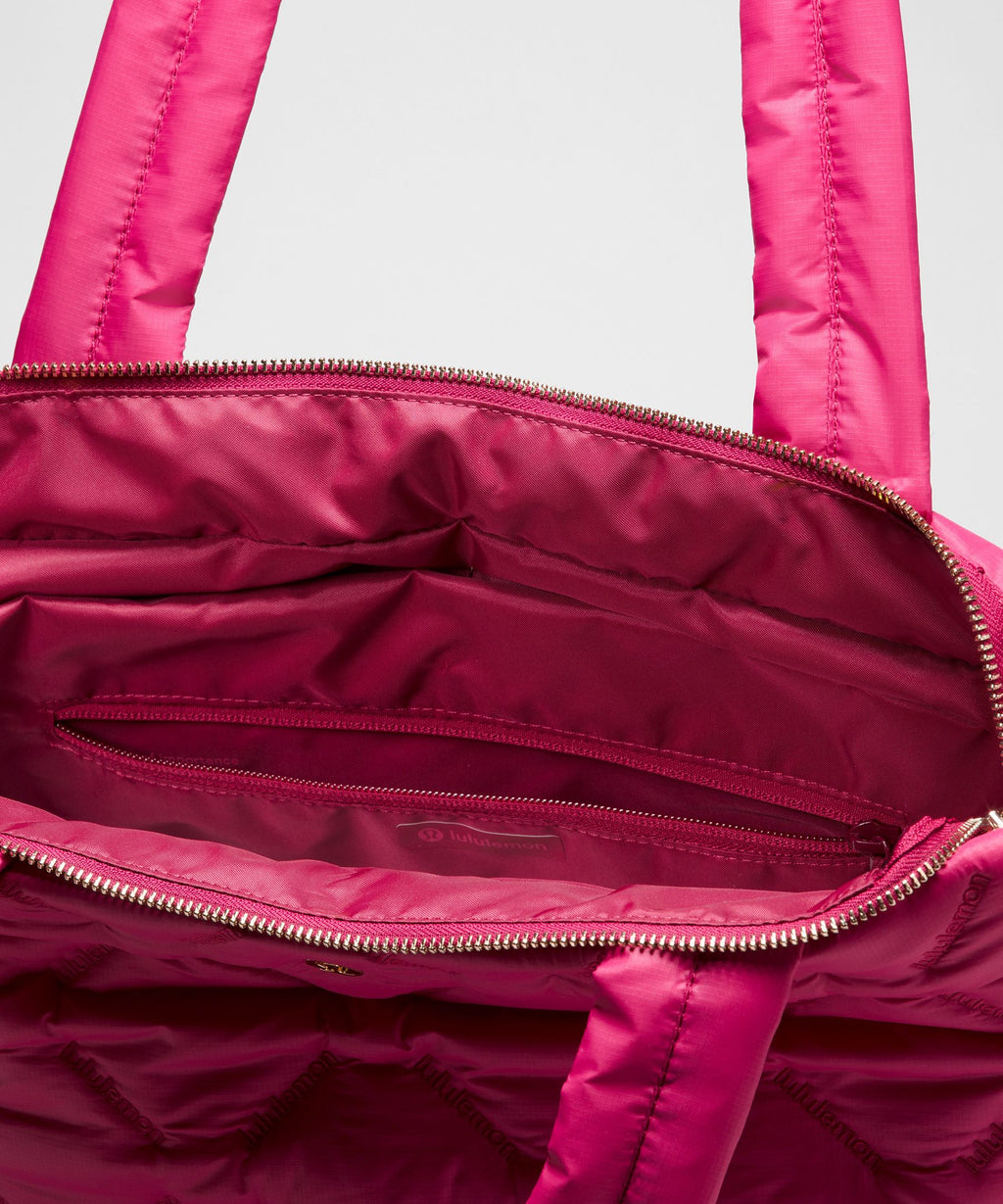 Quilty Pleasures Tote BagMedium 12L
