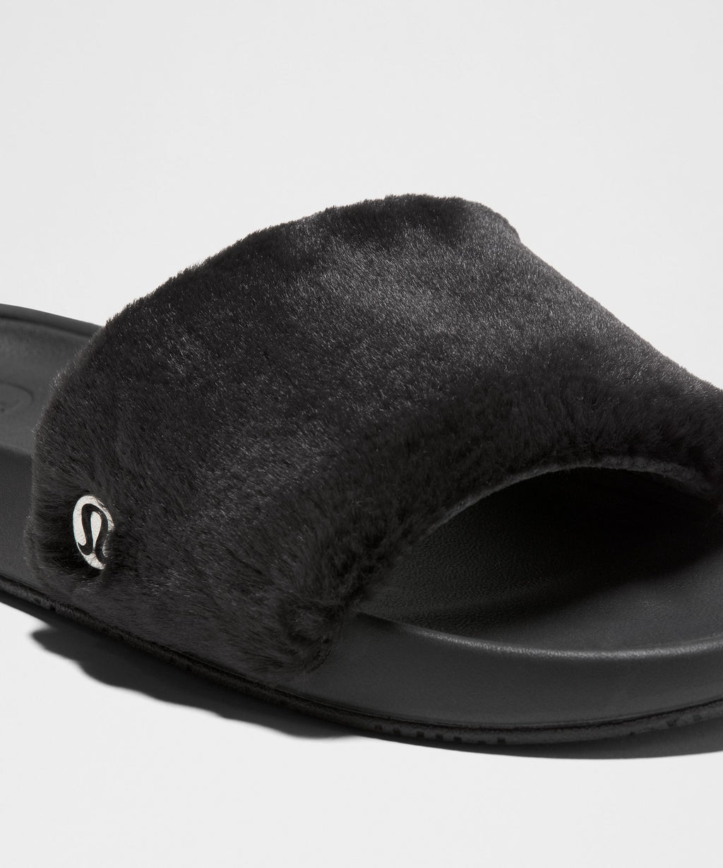 Women's Restfeel Faux Fur Slide