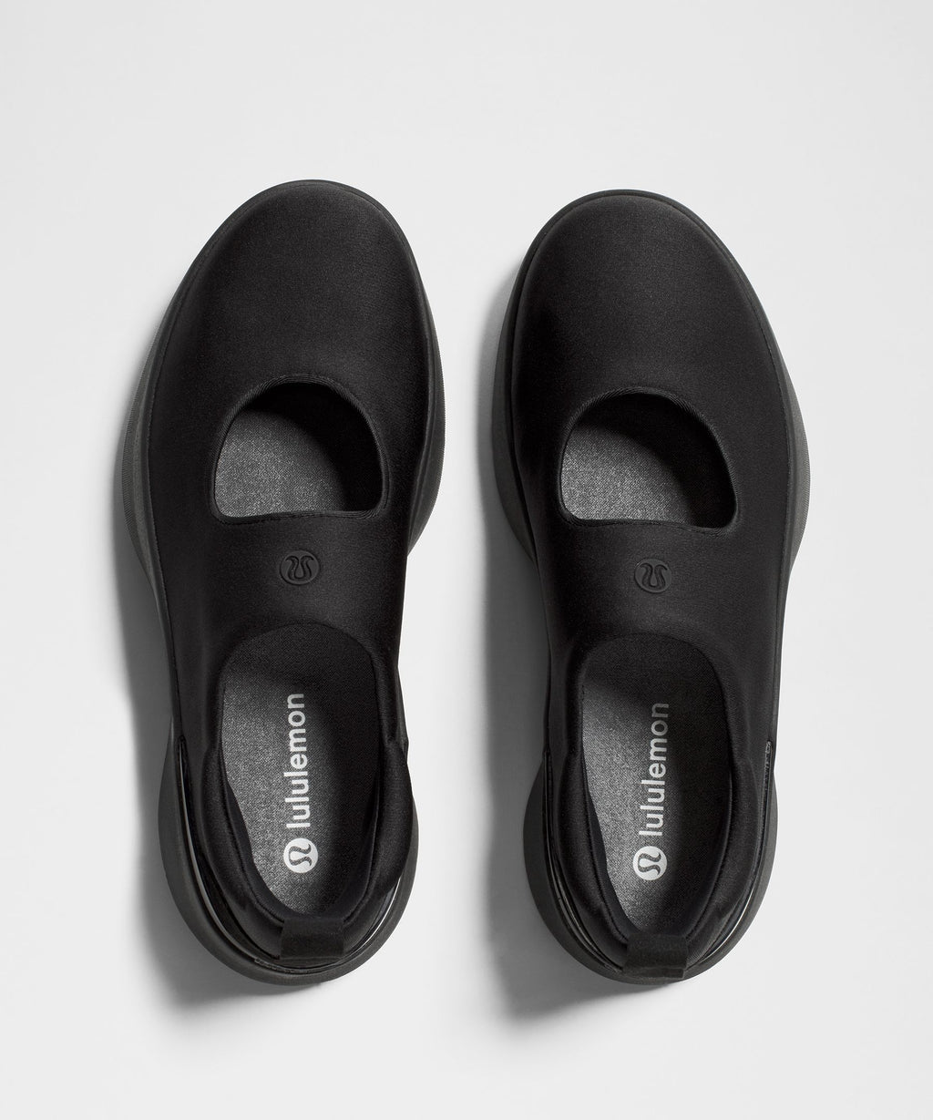 Women's Mary Train Sneaker