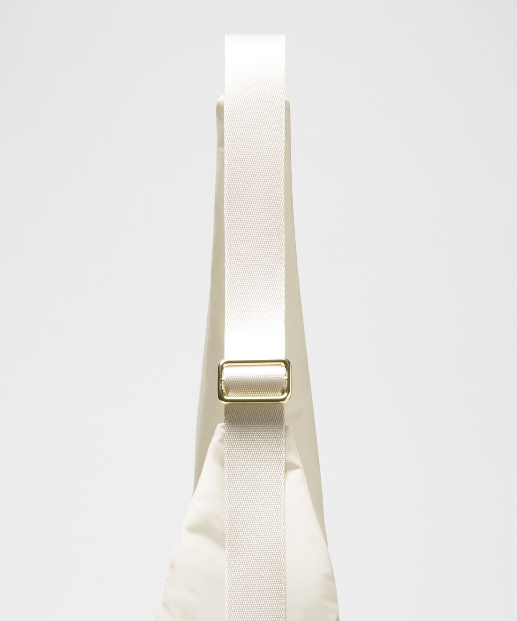 City Essentials Oversized Shoulder Bag 18L