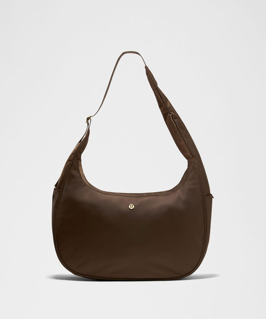 City Essentials Oversized Shoulder Bag 18L